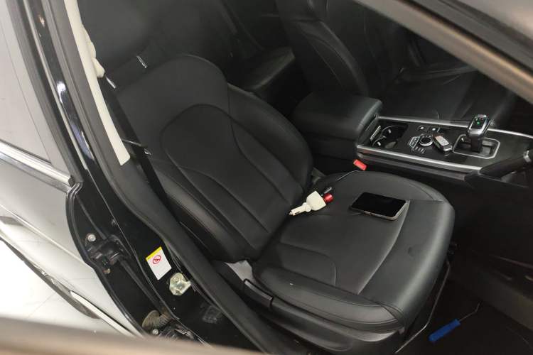 Used Haval H6 2019 Sport Edition 1.5T Automatic Two-Wheel Drive Elite Model China VI Right Front Seat