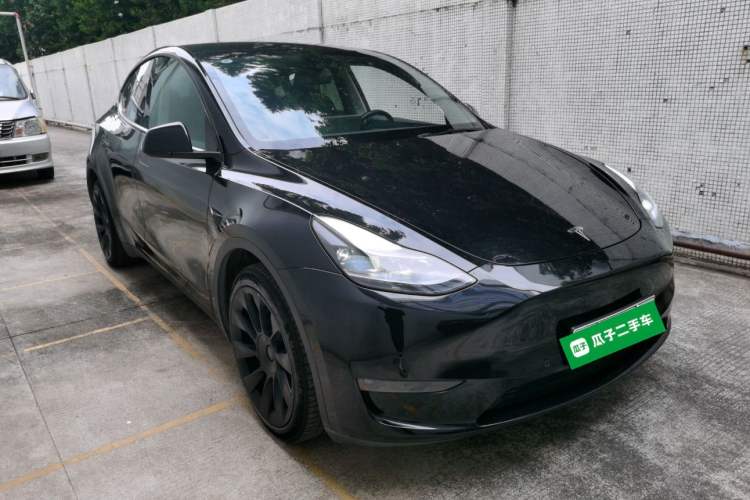 Used Tesla Model Y 2022 Long-Range All-Wheel-Drive Version

