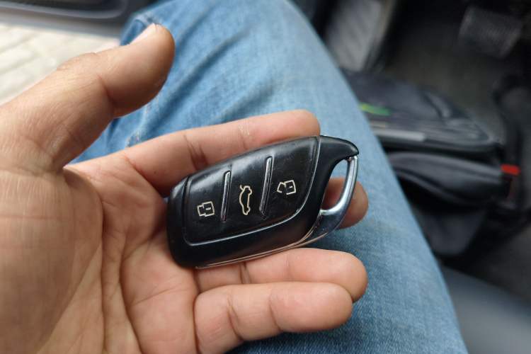 Used Roewe i6 MAX New Energy 2021 EV 500 Skyroof Deluxe Edition