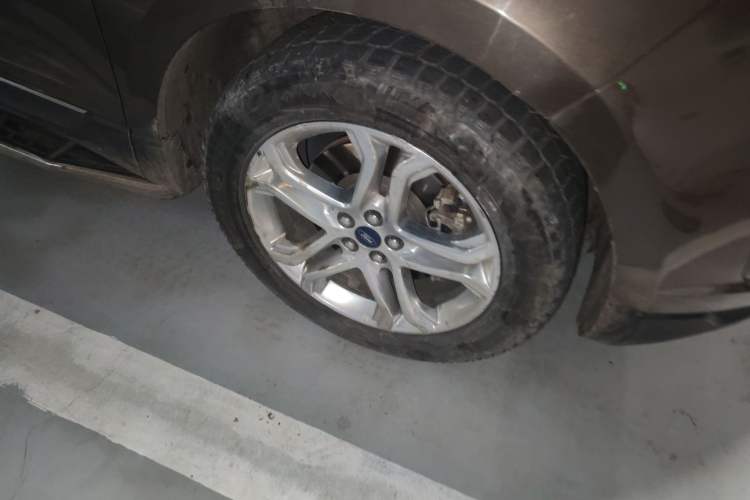 Used Ford Edge 2016 EcoBoost 245 Four-Wheel Drive Titanium Edition 7-Seater