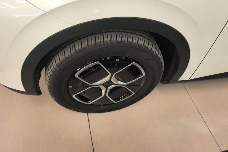 Used AION UT 2025 330 Starlight Edition