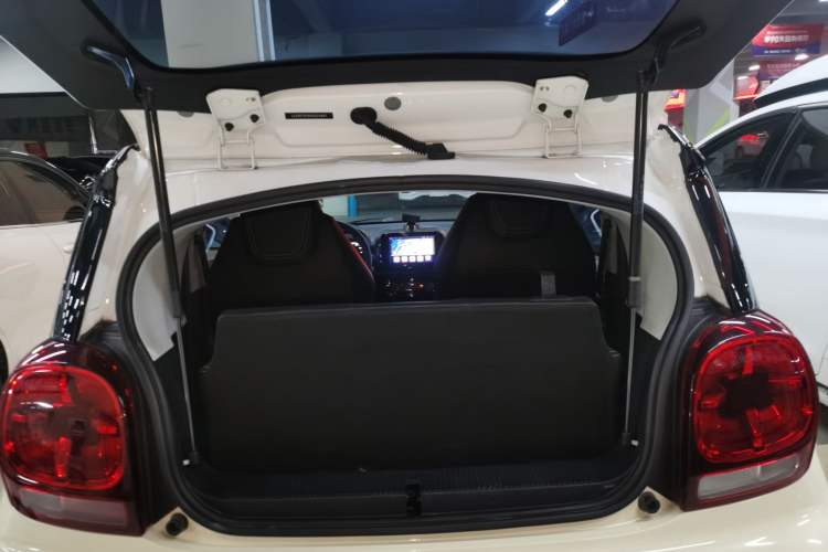 Used Roewe Clever 2022 311km QiQi BoBo Edition