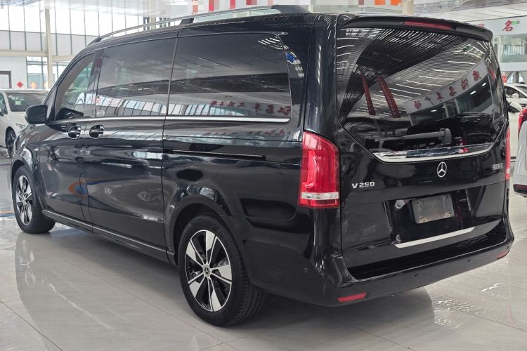 Used Mercedes-Benz V-Class 2021 V 260 Prestige Edition Rear Left 45 Deg