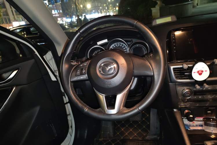 Used Mazda CX-5 2015 2.0L Automatic Two-Wheel Drive Urban Version