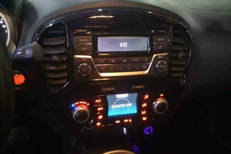 Used Infiniti ESQ 2014 1.6L Spontaneous Edition
