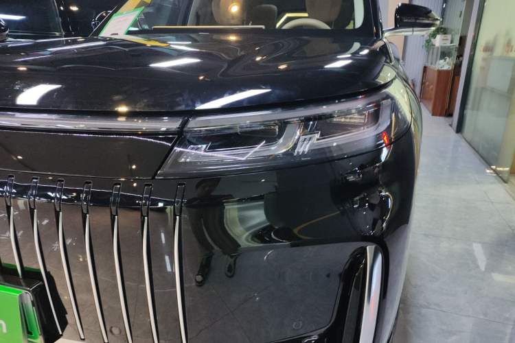 Used Chery T11 2026 Model 220 Rear-Drive Boya Giant-Screen Luxury Edition Left Front Headlight