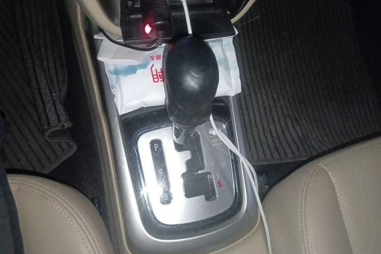 Used CHANGAN Eado 2015 1.6L Automatic Luxury Model
