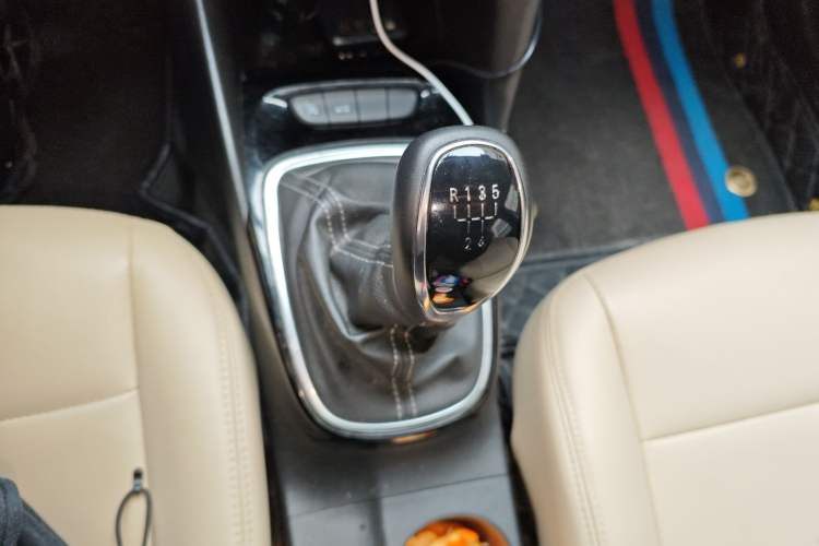 Used Buick Excelle 2018 15N Manual Elite Version
