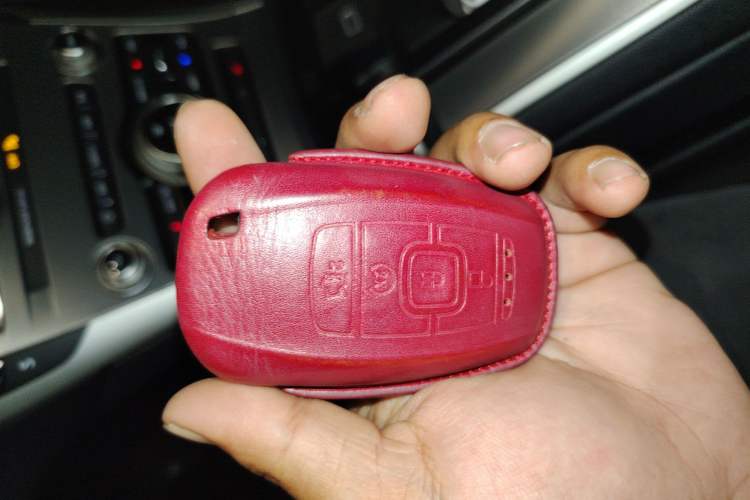 Used Lincoln MKZ 2018 2.0T Premium Edition Vehicle Key