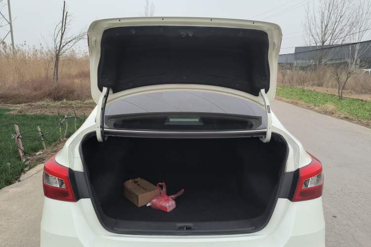 Used Nissan Sylphy 2024 Classic 1.6XE CVT Comfort Edition Trunk