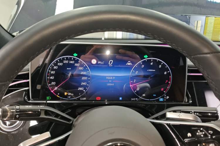 Used Mercedes-Benz E-Class 2024 E 300 L Luxury Model Instrument Cluster