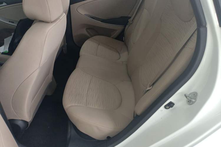 Used Hyundai Verna (older generation) 2014 1.4L Manual Smart GLS Trim
