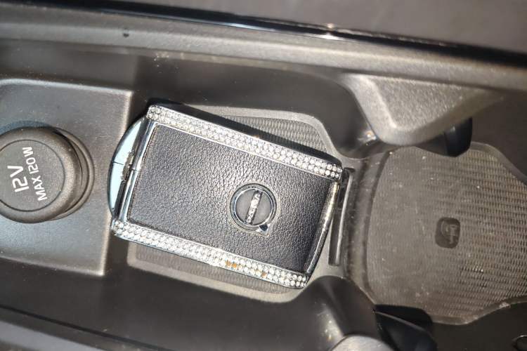 Used Volvo S60 2022 B4 Zhiyuan Luxury Edition