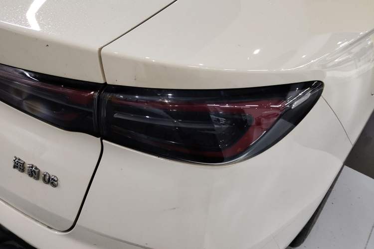 Used BYD Seal 06 New Energy 2024 DM-i 120KM Flagship Model Exterior 3