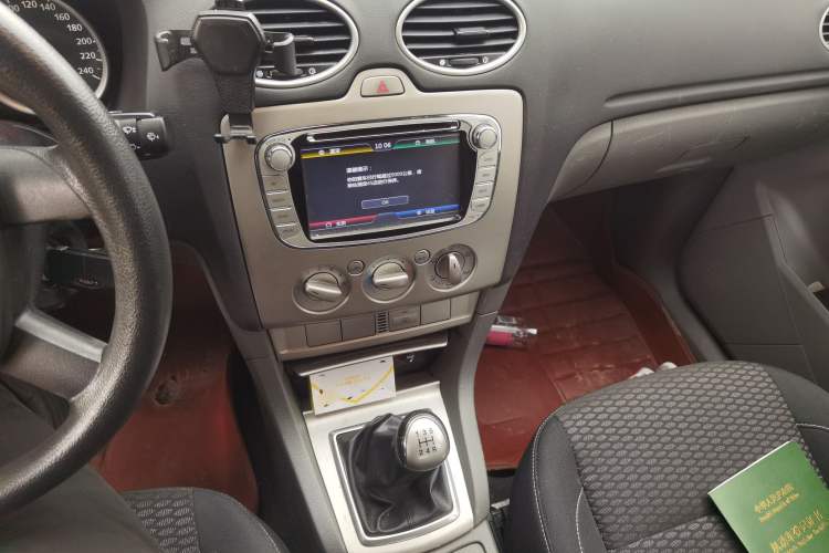 Used Ford Focus 2013 Hatchback Classic 1.8L Manual Base Model