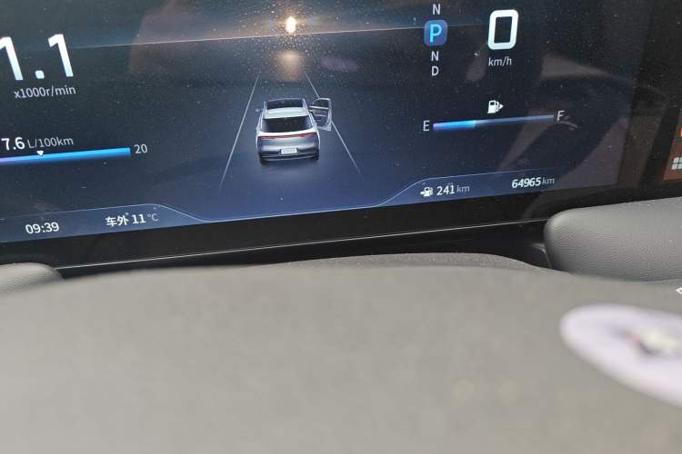 Used Venucia V 2021 260T Idol Edition
