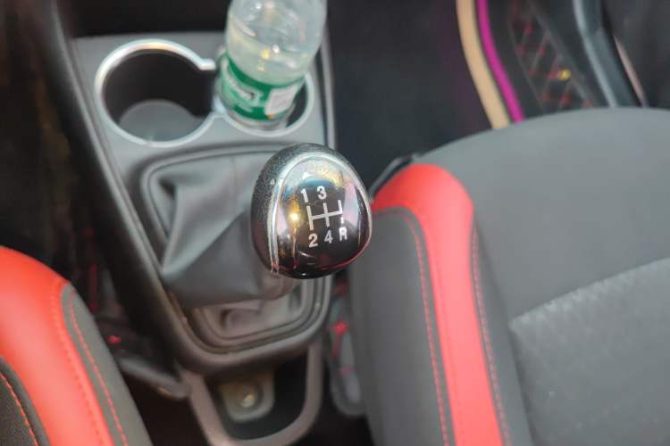 Used JAC Refine S2mini 2017 1.3L Sport Edition