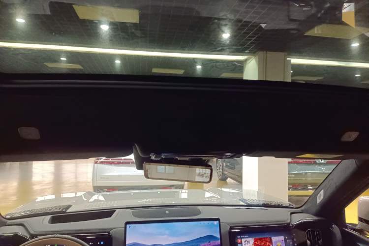 Used Formula Leopard 8 2025 Smart & Brave Flagship Edition 7 Seats
