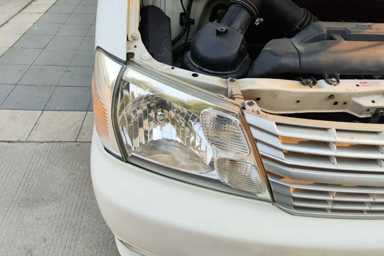 Used Jinbei Express 2017 2.0L Standard Version V19