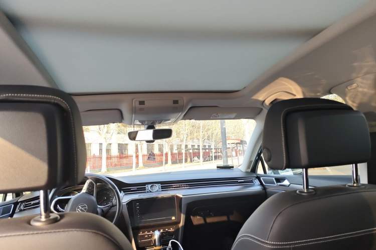 Used Volkswagen Magotan 2020 330TSI DSG Leading Model
