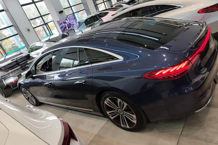 Used Mercedes-Benz EQS 2022 Updated Version 450+ Pioneer Edition Left Side