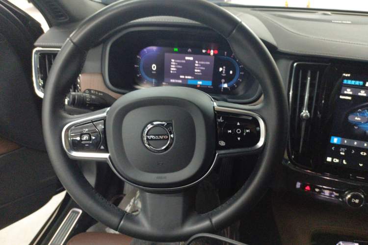 Used Volvo S90 2024 B5 Zhiyuan Luxury Edition
