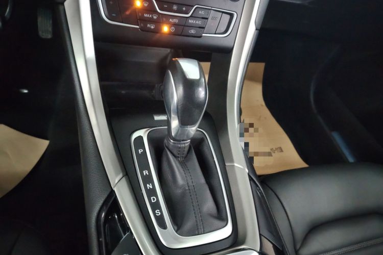 Used Ford Mondeo 2013 2.0L GTDi 200 Luxury Model
