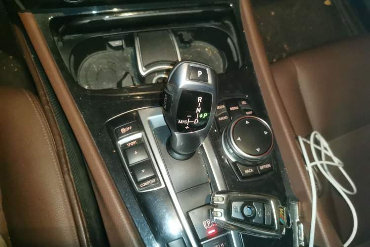 Used BMW 5 Series GT 2017 528i Leading Model