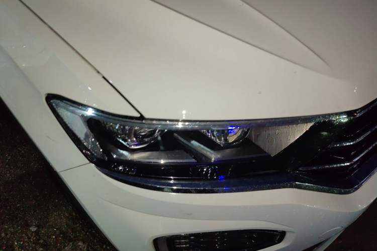 Used Volkswagen T-ROC 2019 230TSI DSG Two-Wheel-Drive Advanced Version China VI Standard