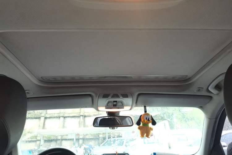 Used BMW 3 Series 2015 320i Active Edition
