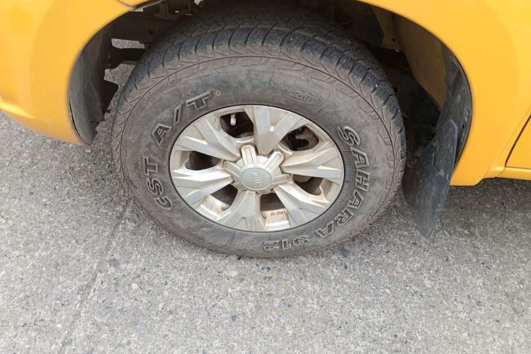 Used Isuzu JLM 2020 2.5T 4x4 Diesel Leading-Edge JE4D25Q6A China VI Standard Wheelbase – Ruimai S