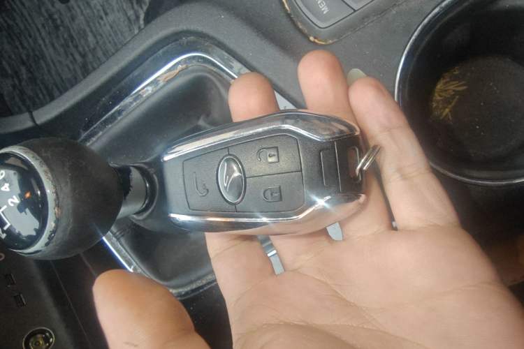 Used Soueast DX7 2017 1.5T Manual Luxury Model
