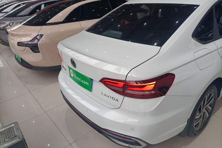 Used Volkswagen Lavida 2024 1.5L Automatic Starry Sky 5 Million Edition