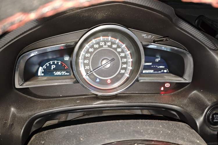 Used Mazda Mazda 3 Axela 2016 Sedan 1.5L Automatic Comfort Model
