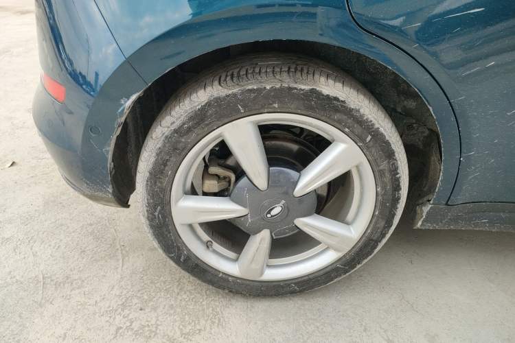 Used ORA Good Cat 2021 400km Standard Range Athena Edition Lithium Iron Phosphate Right Rear Wheel Hub