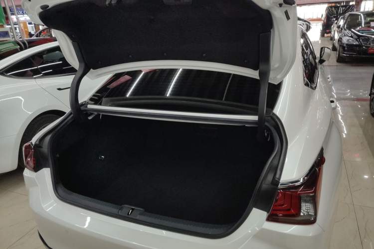 Used Lexus ES 2018 300h Premier Edition China V Standard