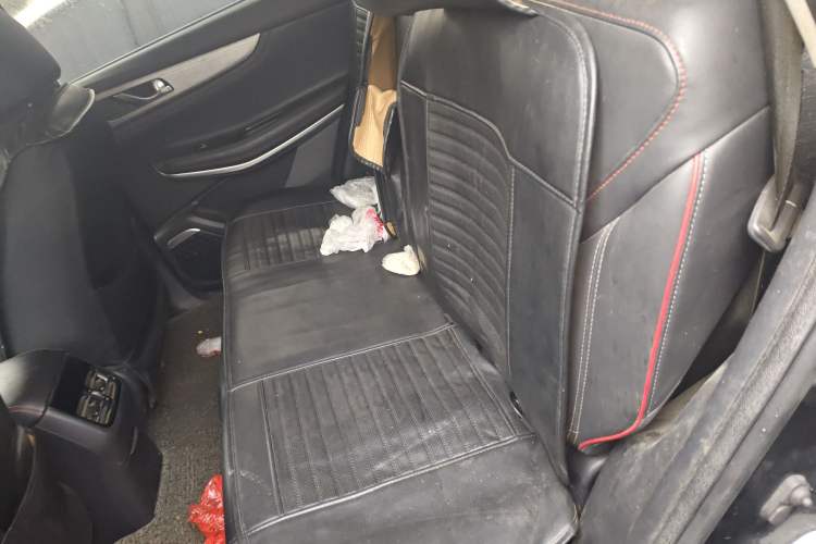 Used CHANGAN CS75 2018 280T Automatic Smart Edition China V Standard Left Rear Seat