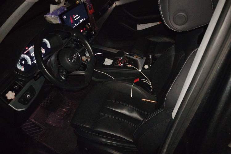 Used Audi A4L 2022 40 TFSI Luxury Dynamic Model Left Front Seat