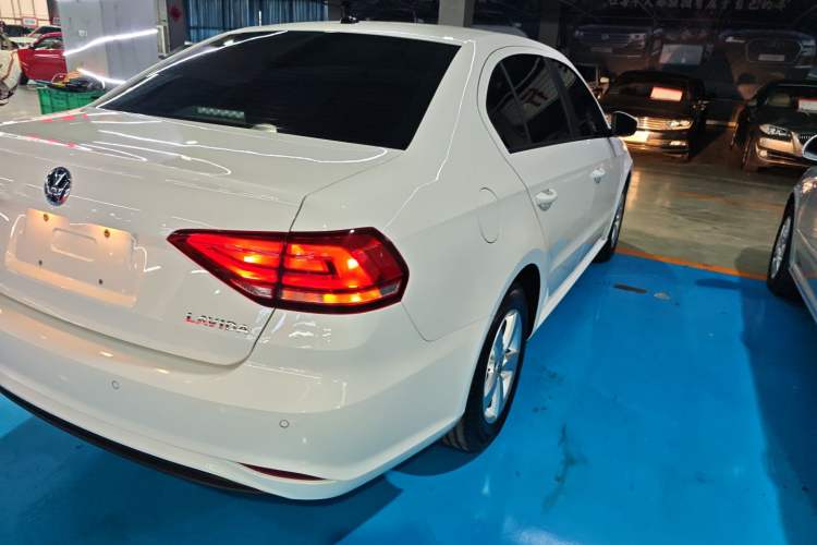 Used Volkswagen Lavida 2019 Lavida Start 1.5L Automatic Trendy Version China VI Standard
