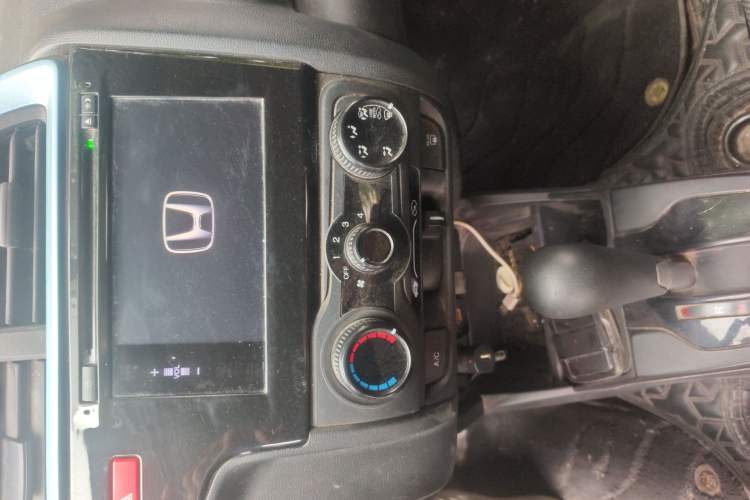 Used Honda Fit 2014 1.5L LX CVT Comfort Model Audio And AC Panel