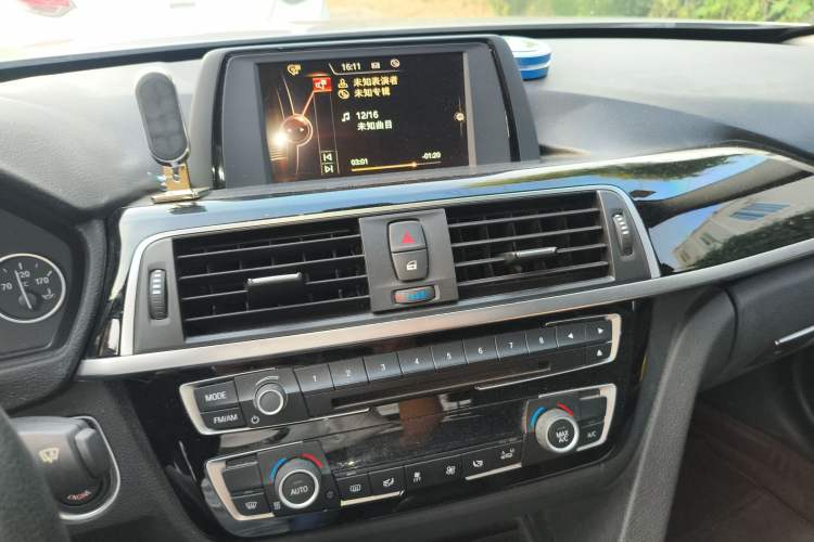 Used BMW 3 Series 2017 320Li Fashion Model