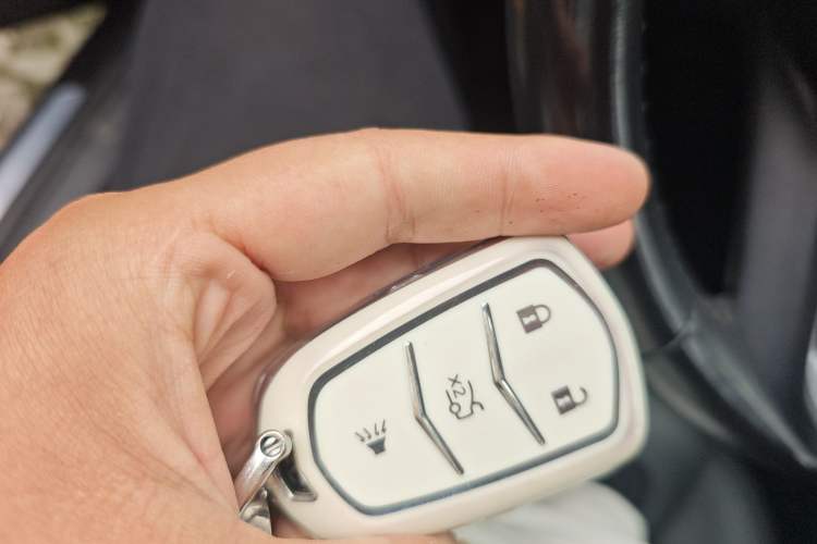 Used Cadillac XT4 2018 28T Two-Wheel Drive Tech Version Vehicle Key