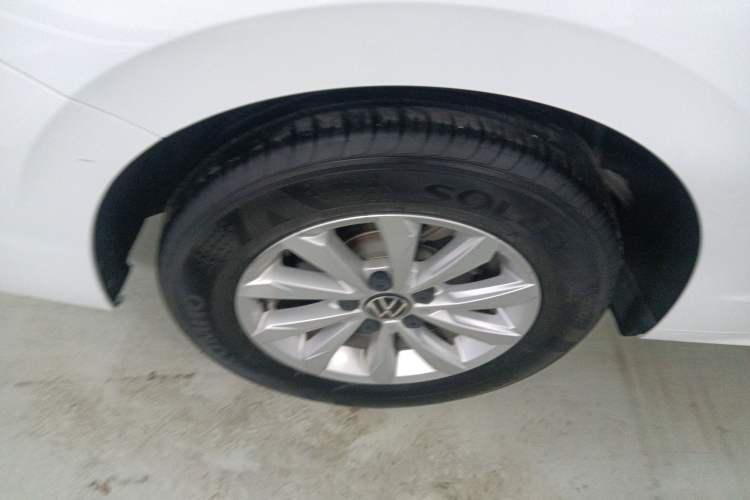 Used Volkswagen Bora 2021 1.5L Automatic Fashionable Smart Connectivity Version Right Rear Wheel Hub
