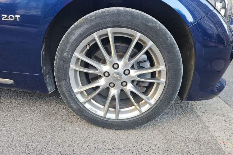 Used Infiniti Q50L 2016 2.0T Enjoyment Edition
