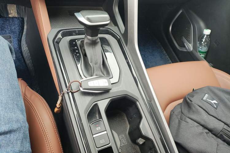 Used Geely Auto Vision X6 2021 PRO 1.4T Automatic Prestige Model