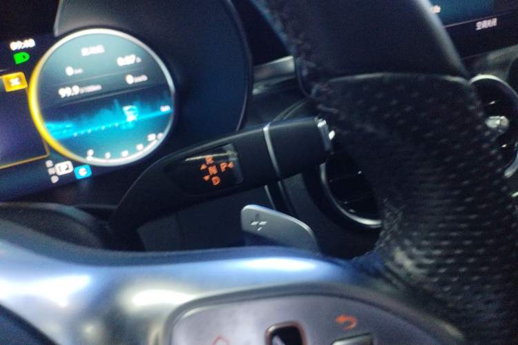 Used Mercedes-Benz C-Class 2020 C 200 L Fashion Edition Sport Version Gear Lever