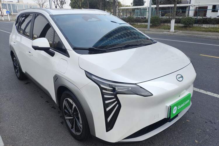 Used AION Y 2023 Plus 510 Smart Edition