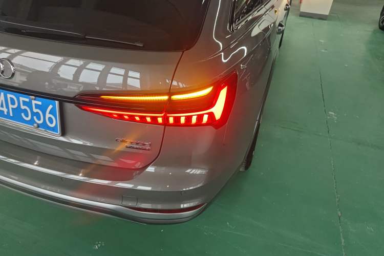 Used Audi A6 2022 allroad quattro Explorer 55 TFSI Prestige Off-Road Model Right Rear Taillight