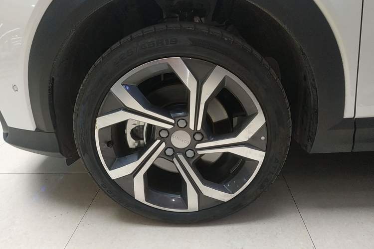 Used Lynk & Co 06 2023 Remix 1.5T Dynamic Halo
