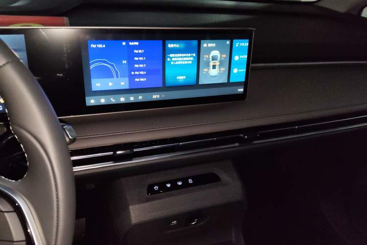 Used SAIC MAXUS Dajia 7 2024 Revised Version Super Hybrid Long-Range Edition Enjoyment Version
